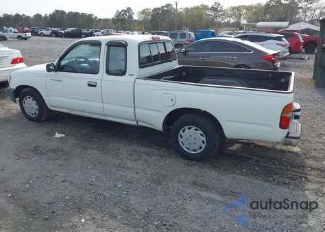 1998 Toyota Tacoma из США, поврежденный, VIN 4TAVL52N3WZ028913